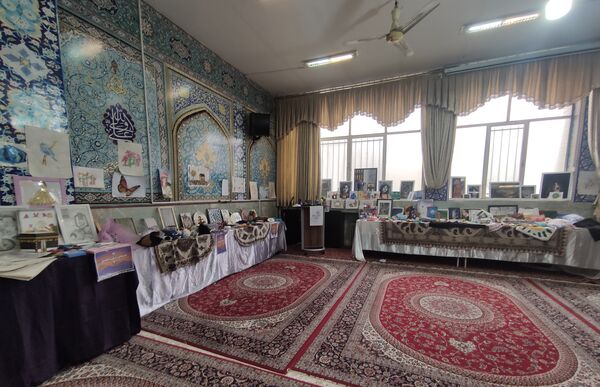 آغاز رویداد «هفته ماها» در دبیرستان خدیجه کبری (س) ناحیه ۴ اصفهان