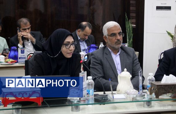 نشست خبری مدیرکل آموزش و پرورش استان بوشهر 