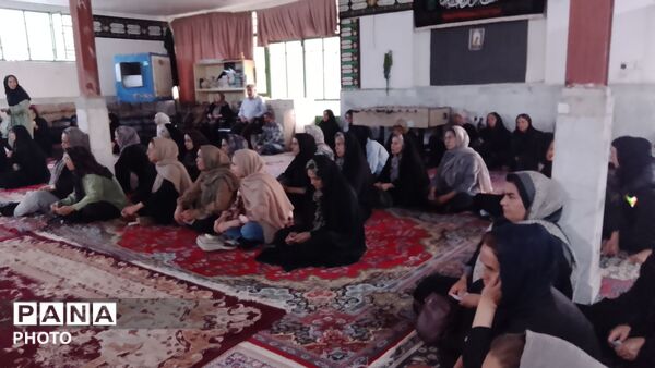 اولین جلسه انجمن اولیا دبیرستان عزت طلایی نیشابور در قاب پانا 