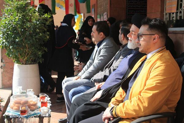 جشن حضور تا ظهور در هنرستان فرزانگان بهارستان ۲