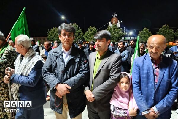 دیشموکی‌ها همچنان پای کار انقلاب