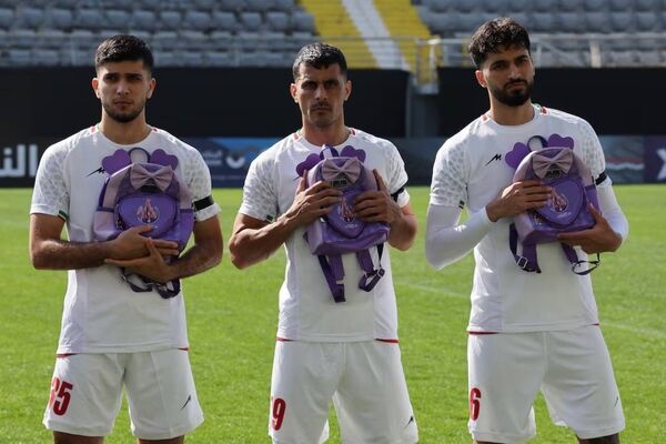 پاسخ تند فدراسیون فوتبال به اظهارات وزیر امنیت داخلی آمریکا؛ از «کُشتن ۱۶۸ کودک» تا «رفتار غیرانسانی»