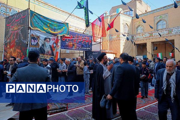 نماز جمعه مردم شهرستان ورامین