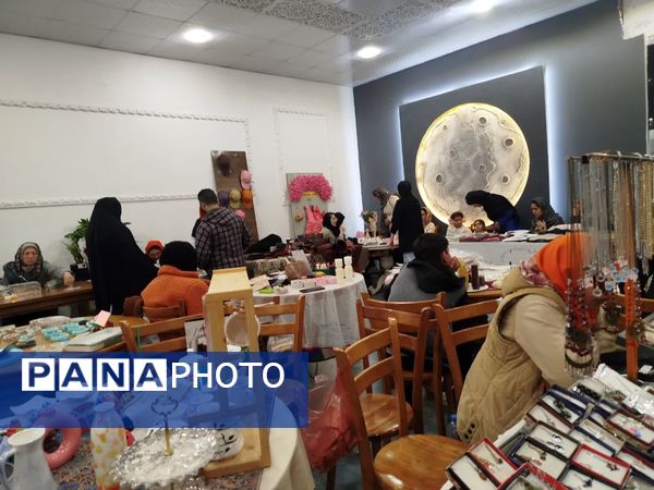 اختتامیه نمایشگاه نوروزی ارغوان در فاروج