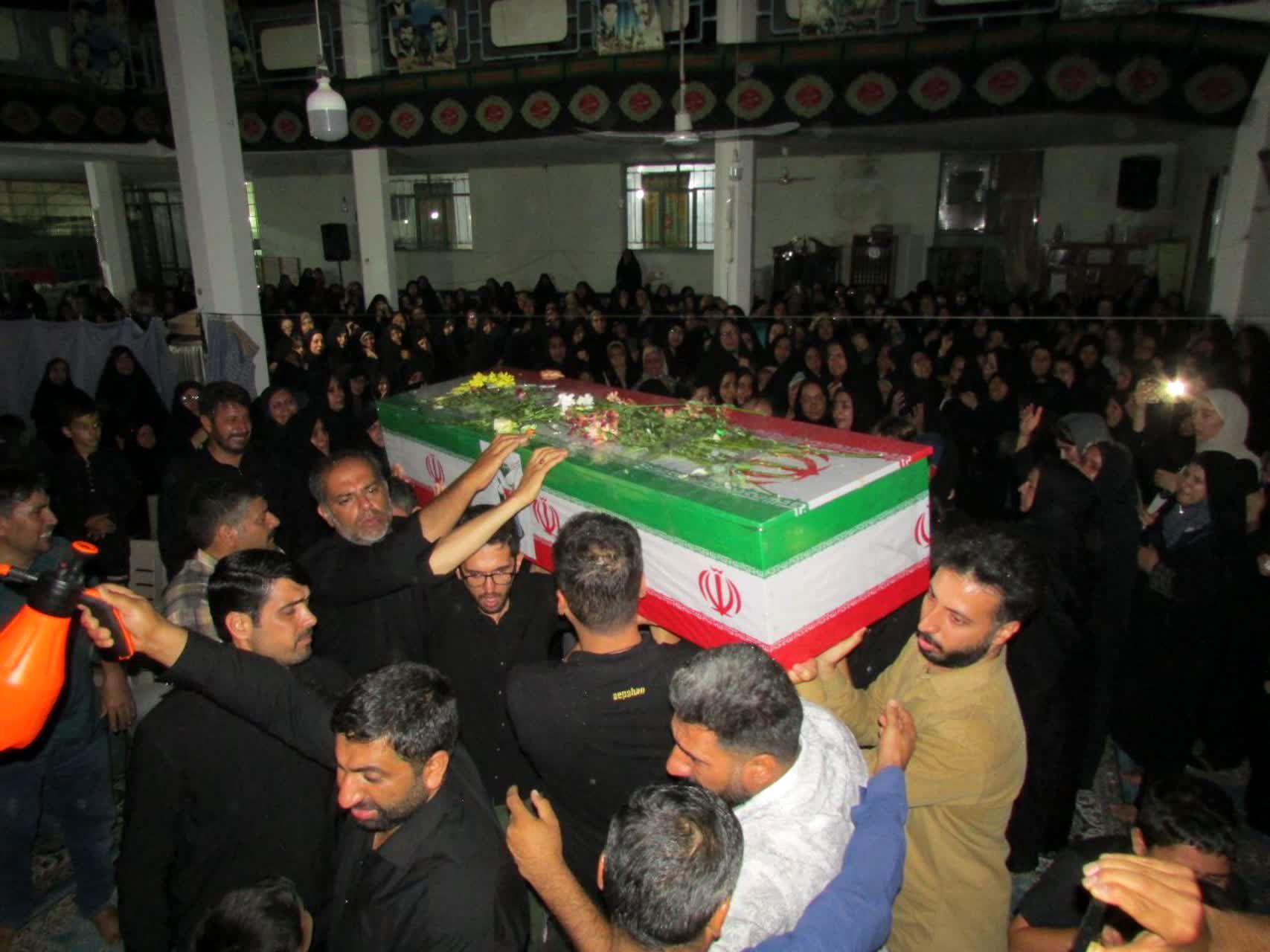 وداع با شهیدان عزیز شهر زازران در مسجد جامع شهر زازران