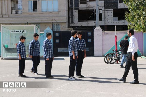 دبیرستان جلیل مرشدیان مهیای بازگشایی؛ تحقق «پروژه مهر» با محوریت ارتقای کیفیت آموزشی و پرورشی 