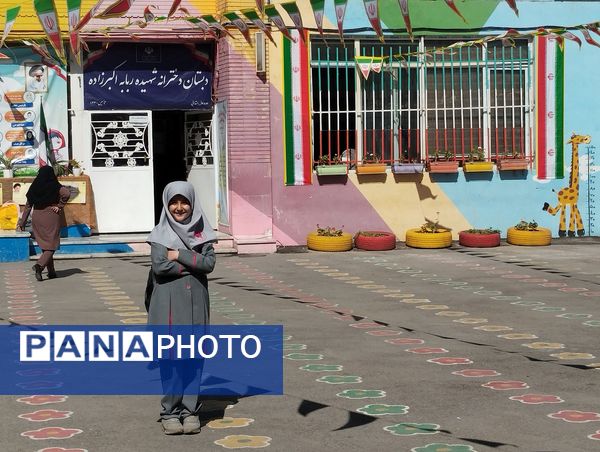 اغاز سال تحصیلی در دبستان دخترانه ربابه اکبرزاده