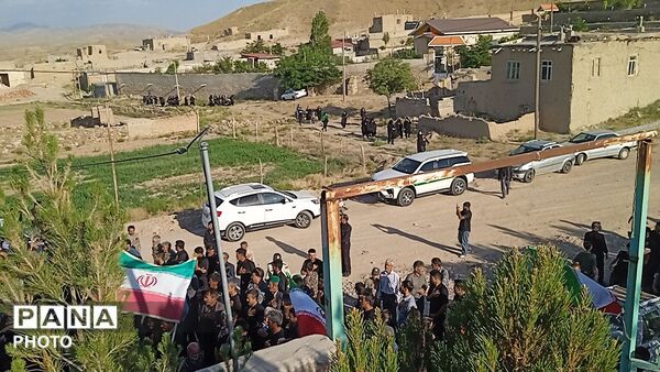 تشییع و تدفین شهید مصطفی حسینی در روستای سید آباد 