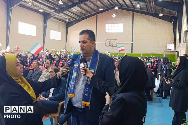 تقسیم مهربانی با شور عاطفه‌ها در مدارس خراسان شمالی