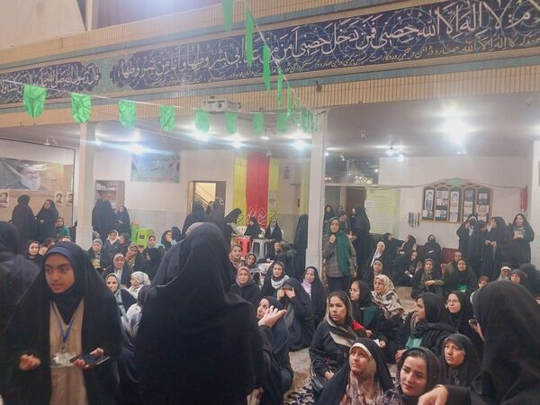 اولین جلسه انجمن و اولیا و مربیان در دبیرستان میرزا جعفر سروقد ناحیه یک مشهد
