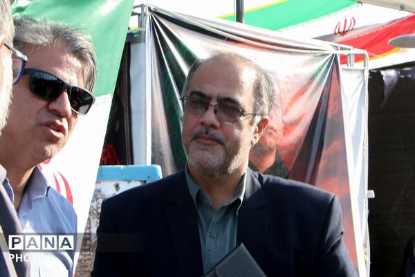 میزبانی فرهنگیان فشافویه در موکب عشاق الحسین(ع) سازمان دانش آموزی