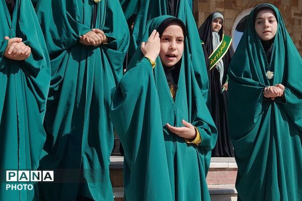 تجلی فرهنگ رضوی در دبیرستان طلوع‌فجر ملارد با برپایی موکب چایخانه حضرت الرضا(ع)