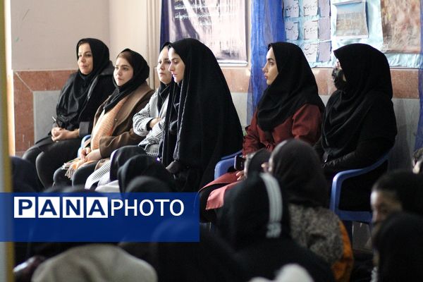 برگزاری کارگاه آسیب‌های اجتماعی در هنرستان ثمین 
