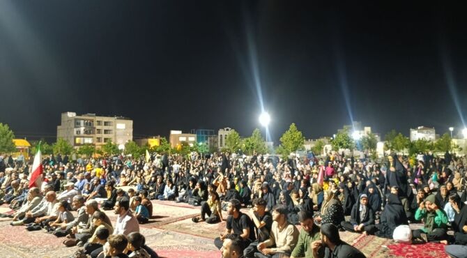 جشن میلاد پیامبر رحمت(ص) در پارک خانواده الیگودرز برگزار شد