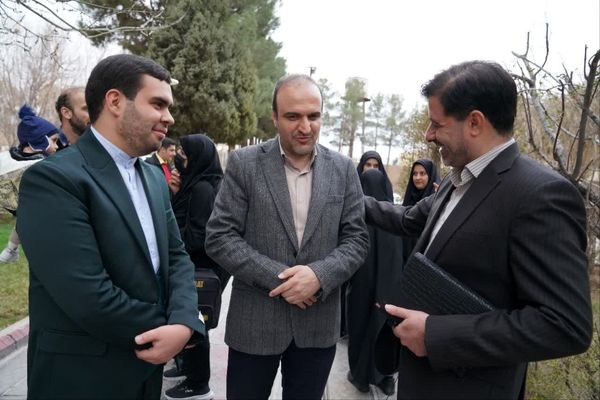 برگزاری ضیافت افطار سازمان دانش‌آموزی استان اصفهان