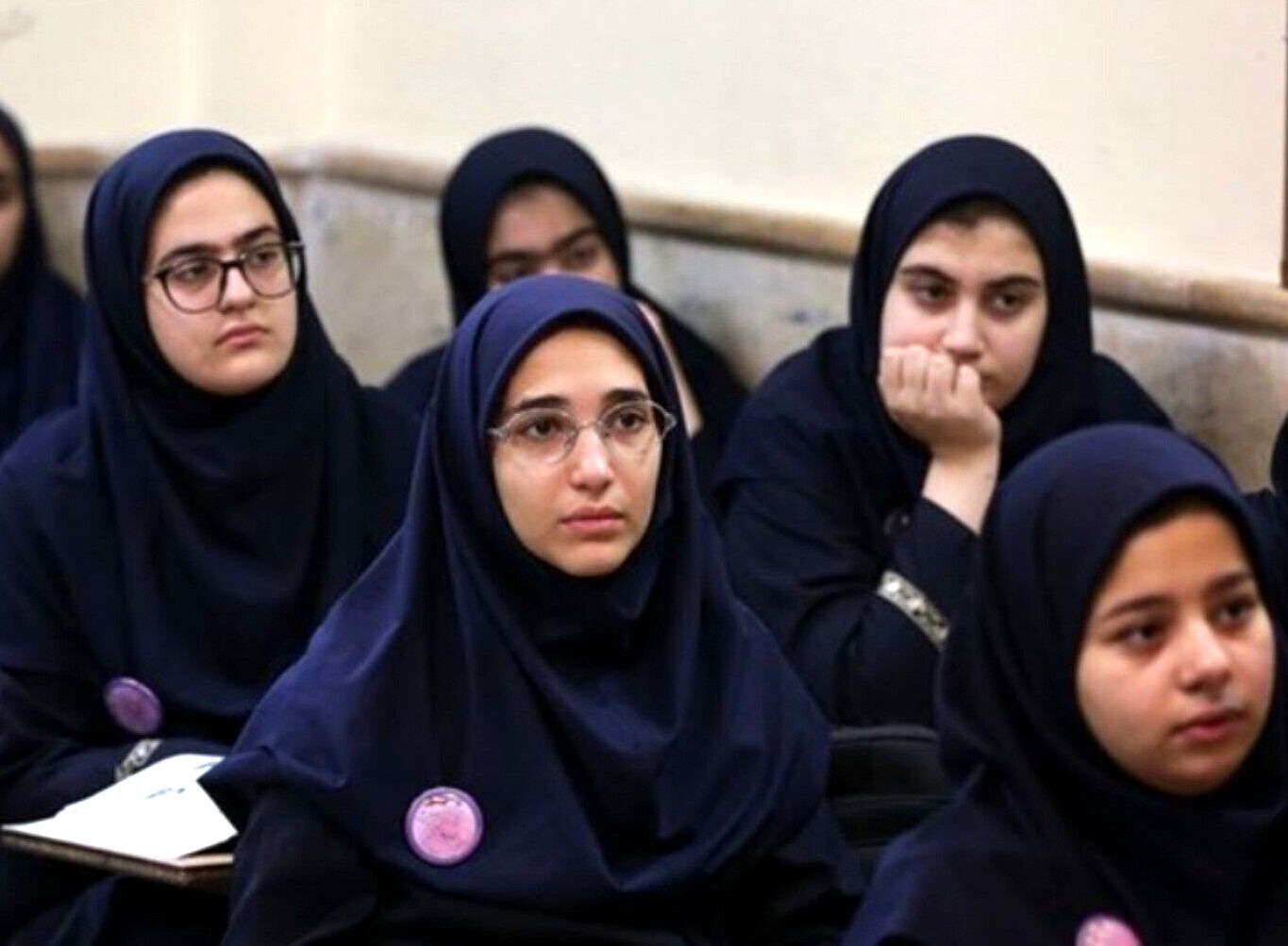  3 ضلع مهم شکوفایی استعدادهای ادبی دانش‌آموزانمعلمان،خانواده‌ها و جشنواره‌های ادبی هستند