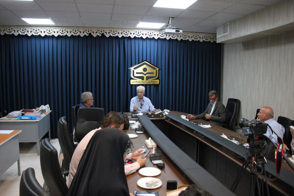 نشست خبری مدیرعامل مجمع خیرین مدرسه‌ساز کاشان؛ از برنامه‌ریزی برای ۶۰ مدرسه جدید تا تحقق عدالت آموزشی