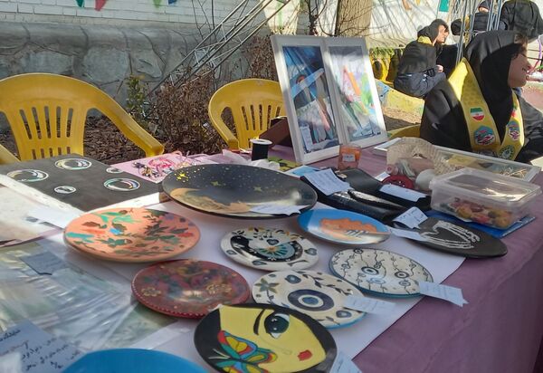 همایش بزرگ یاوران انقلاب در آموزشگاه دخترانه جنت ملارد 