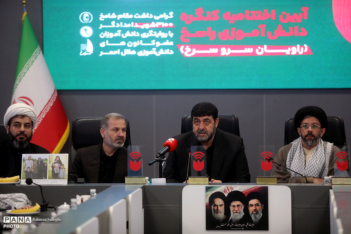 دستور رهبر انقلاب برای رساندن روایت شهدای امدادگر به حداقل ۲۰ میلیون مخاطب/ ثبت ۱۲ هزار اثر از روایت‌های امدادگران