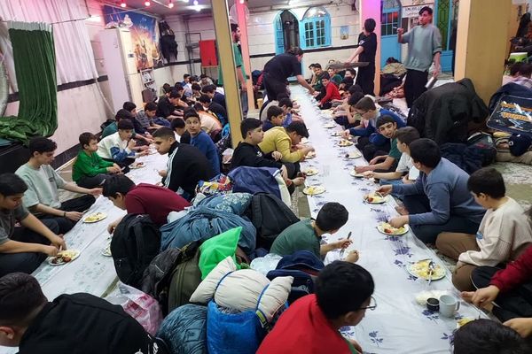 اولین روز حضور پسران ناحیه دو شهرری در مراسم معنوی اعتکاف 