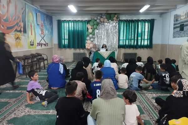 برگزاری جشن بزرگداشت میلاد باسعادت پیامبر اکرم(ص) و امام صادق(ع) در دبستان شهیدرجایی شهرستان قدس