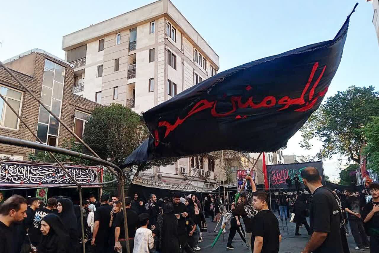 تهران، در سوگ شام غریبان 