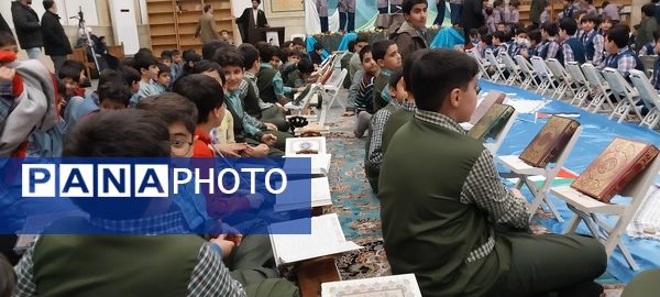  محفل انس با قرآن در قزوین