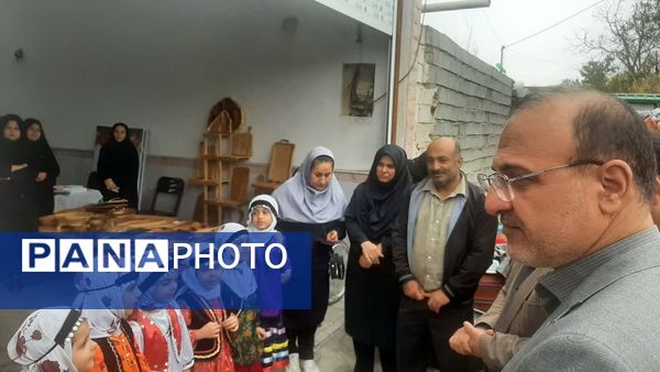 نمایشگاه صنایع دستی و مشاغل خانگی در میاندورود 