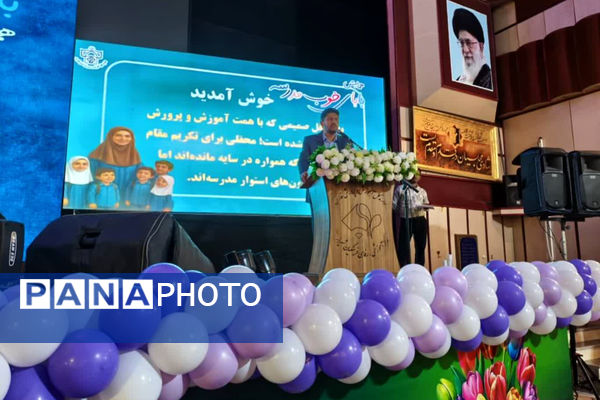 بازگشایی مدارس و تجلیل از خدمتگزاران زحمتکش 