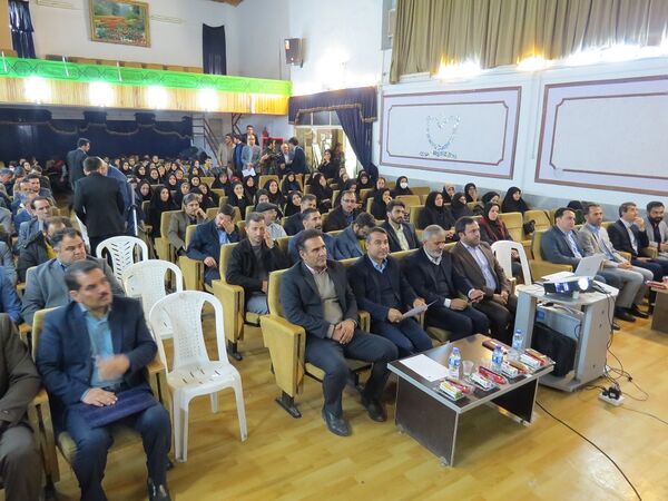 به مناسبت هفته امور تربیتی و ارشاد اسلامی برنامه در کانون باهنر