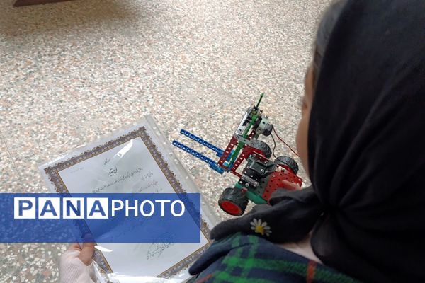 مسابقات رباتیک کانون فرهنگی ملارد