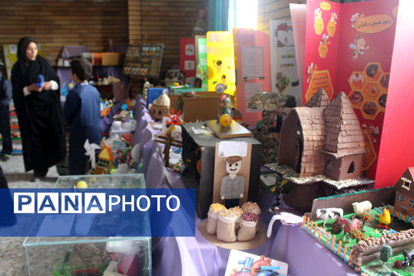 نمایشگاه طرح جابر در مدرسه باباییان ناحیه یک قم