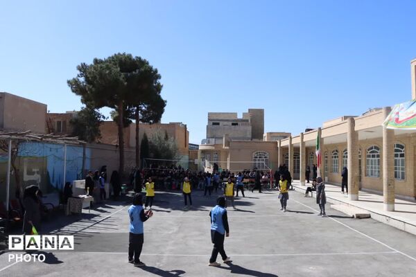 مسابقات ورزشی جام اقتدار ایران دبیرستان دخترانه فاطمه الزهرا ناحیه دو یزد
