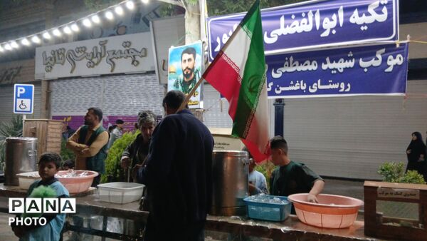موکب ها هر شب میزبان مردم نیشابور در سراسر شهر می شوند