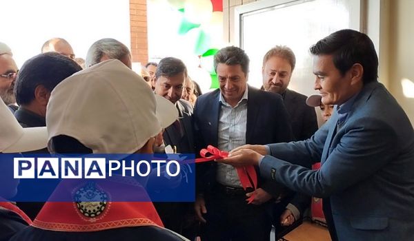 آیین افتتاح و بهره‌برداری دبستان ۱۲ کلاسه خیرساز جعفر برزگر