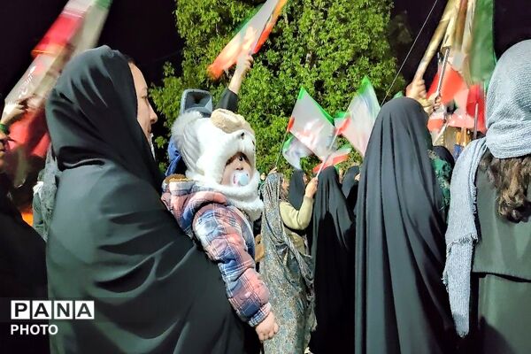 هم صدایی مردم شهر بار در حمایت از آرمان ها 