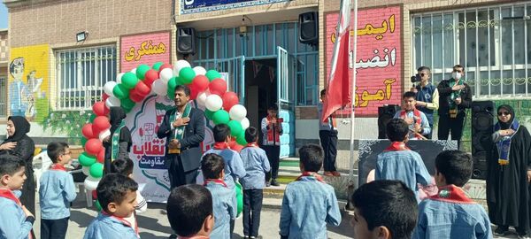 همایش یاوران انقلاب، پیشتازان مقاومت در شهرستان کازرون
