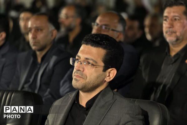  اربعین رهبر شهید امت اسلامی و دانش آموزان مدرسه شجره طیبه میناب در جوادآباد 