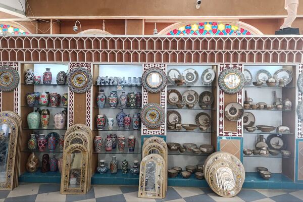 لالجین، نگین درخشان سفال ایران
