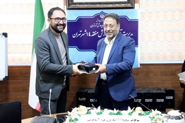 منطقه ۱۴ پیشگام قدردانی از حافظان سلامت روان دانش‌آموزان 