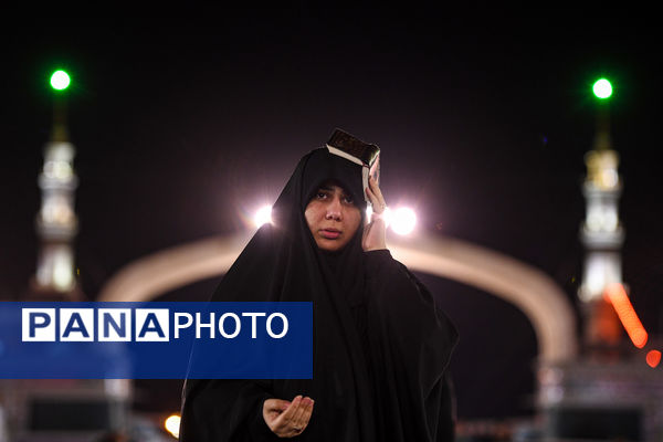 مراسم احیاء سومین شب قدر در مسجد مقدس جمکران