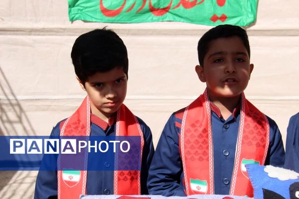 جشنواره دانش‌آموزی «کوک به کوک، حال خوب» در دبستان عطایی‌فرد