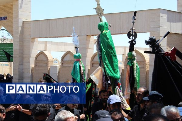 مراسم عزاداری عاشورای حسینی در شهر درق