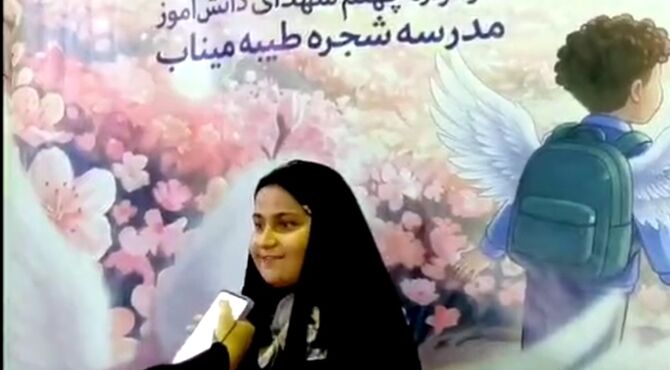 مراسم چهلمین روز شهادت دانش آموزان میناب در شهر دستجرد قم