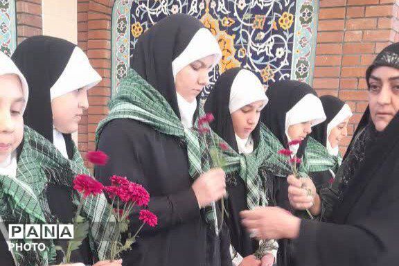 گرامیداشت دهه کرامت بر مزار شهدای جنگ رمضان 