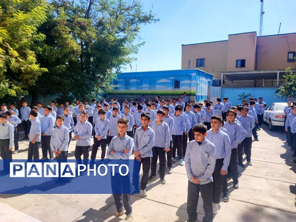 نواختن زنگ آغاز هفته سلامت روان در شهرستان سملقان