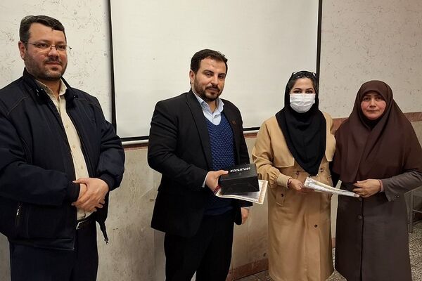 جلسه شورای دبیران در مدرسه جوادالائمه بهارستان ۲