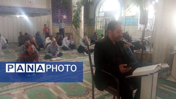 آوای دلنشین دعای عرفه در مساجد شهر بن طنین‌انداز شد