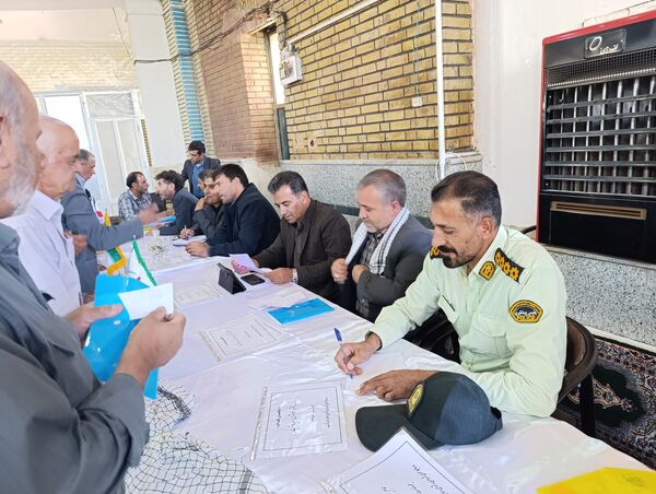 میز خدمت در شهر سفیددشت 
