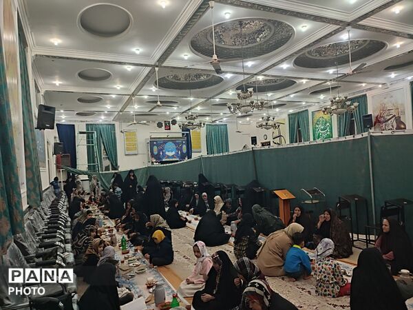 نماز جماعت و افطار در مسجد محمد رسول الله نیشابور 